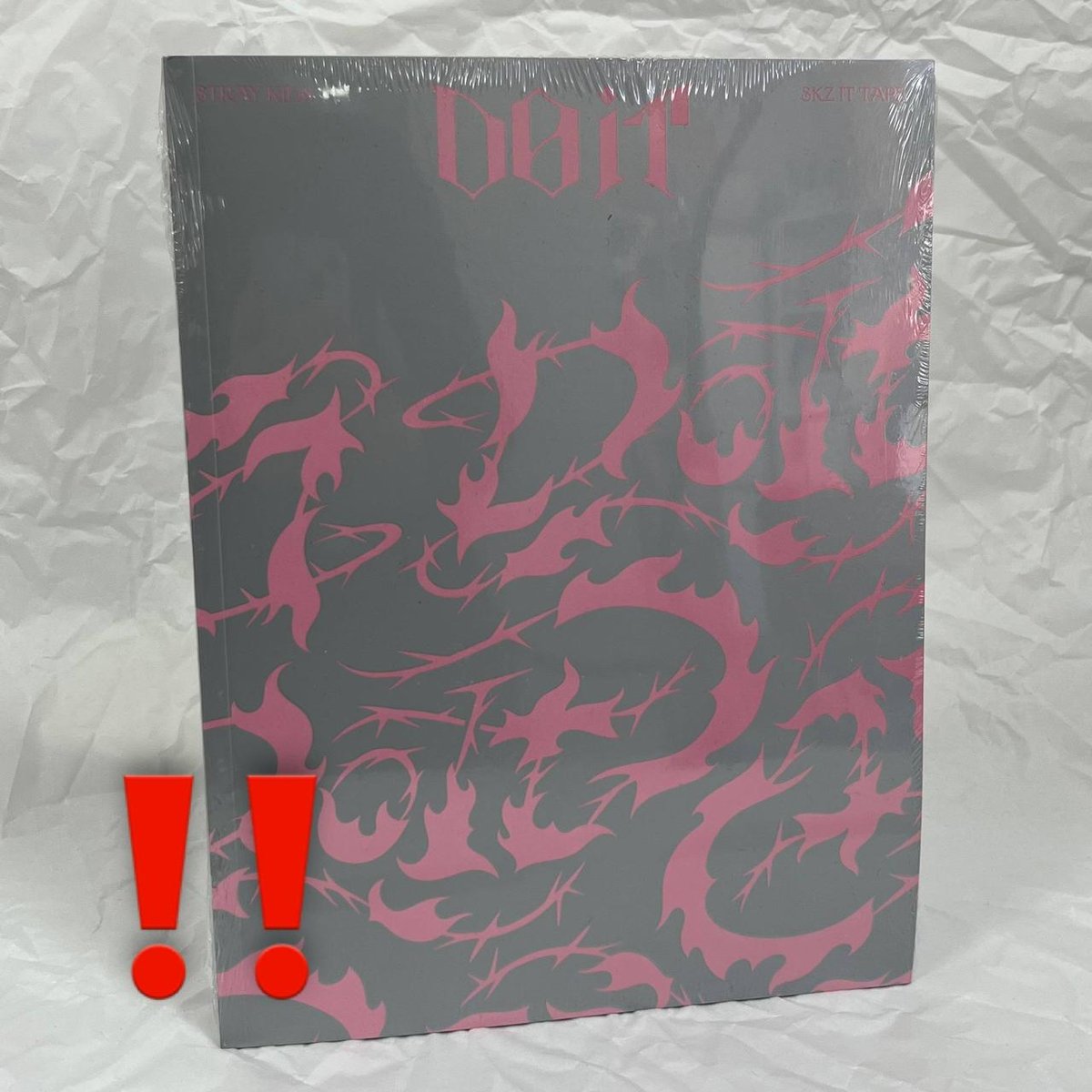 Stray Kids - DO IT ( IT ver.) !ПОШКОДЖЕННЯ НА ФОТО!