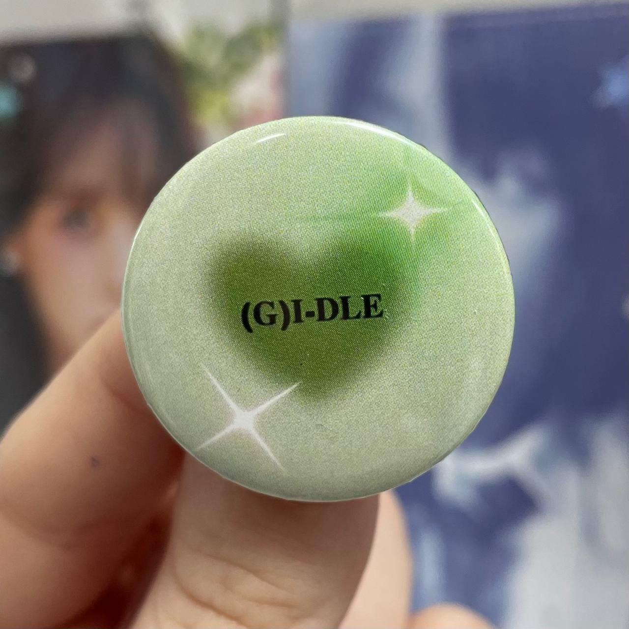 Міні значок (G)i-dle