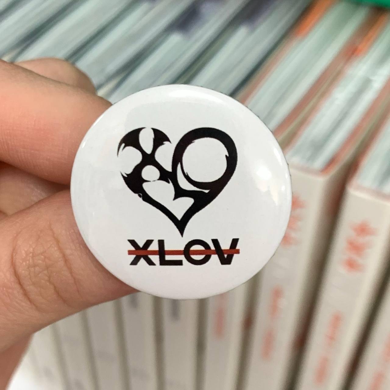 Міні значок Xlov