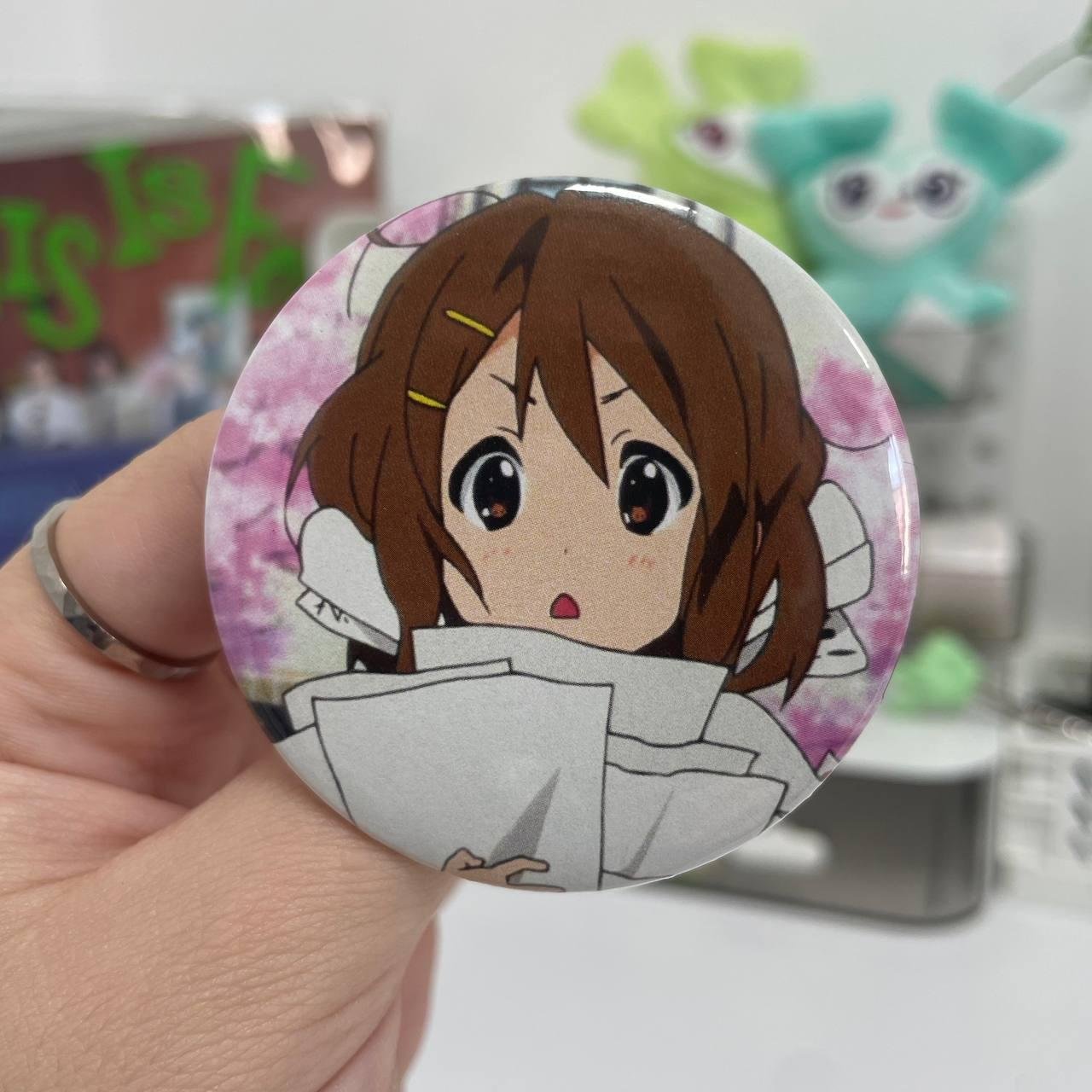 Значок “К-Он! / K-On!”