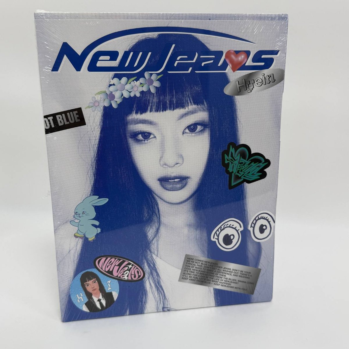 NEWJEANS - 1ST EP NEW JEANS (Bluebook ver.)(можливі вм'ятини через м'яке паковання)