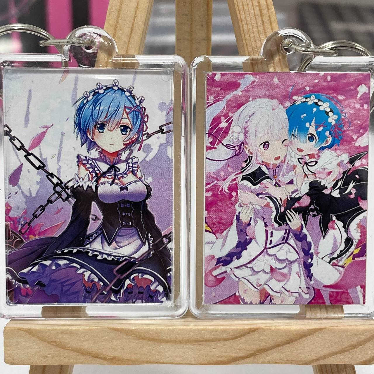 Брелочок Re:zero / Життя в альтернативному світі з нуля