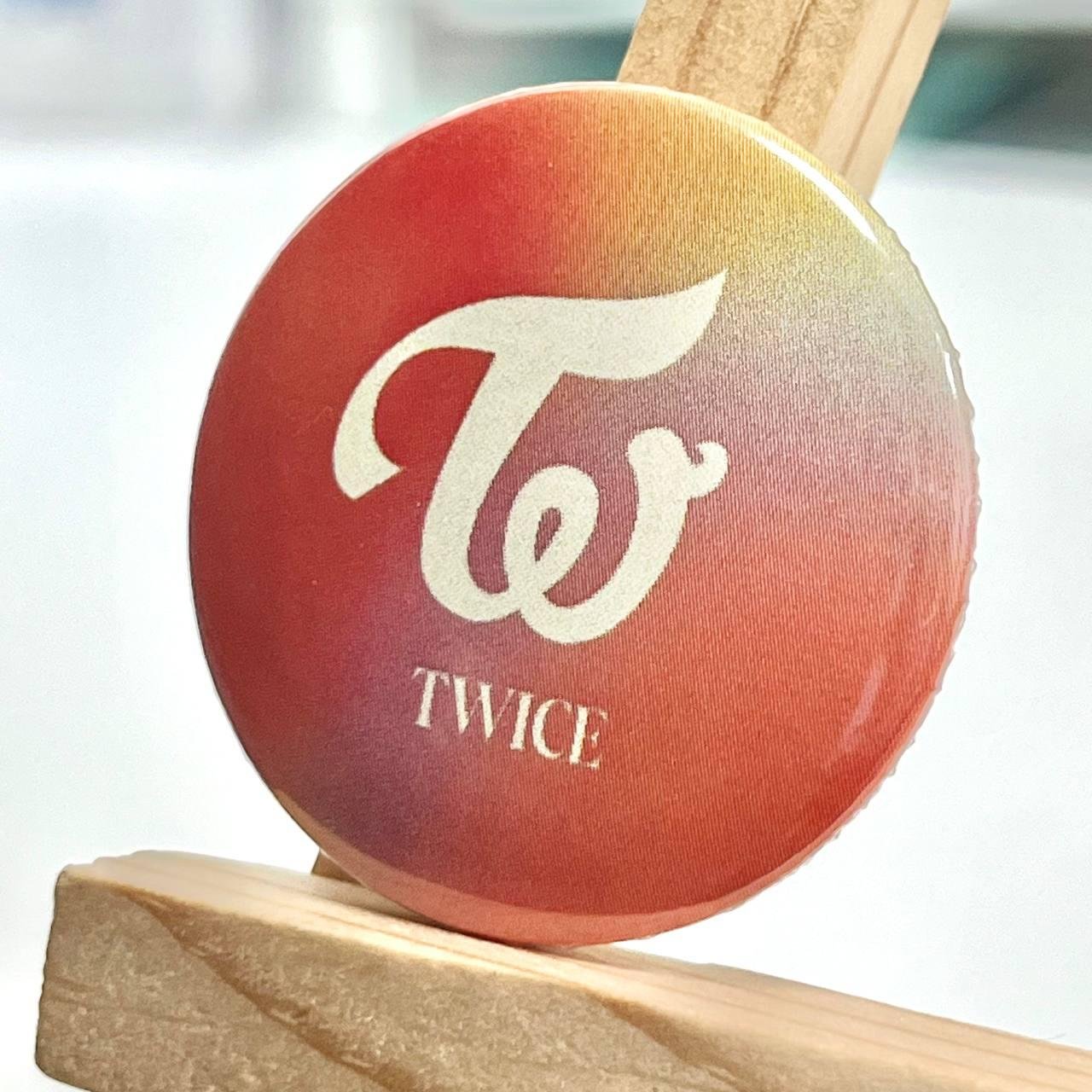 Міні значок Twice