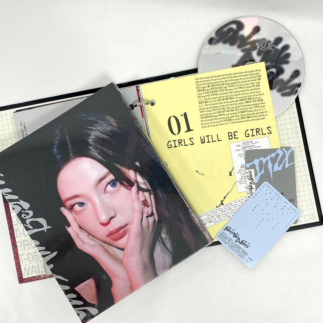ITZY - Girls Will Be Girls (Binder Ver. Lia)