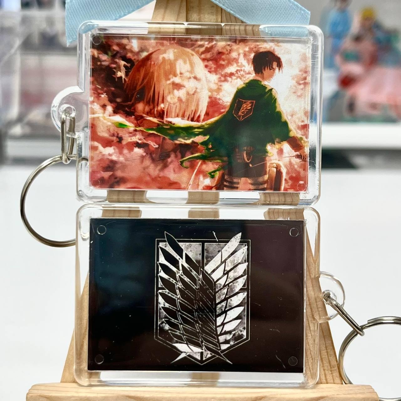 Брелочок "Атака Титанів / Attack on Titan"