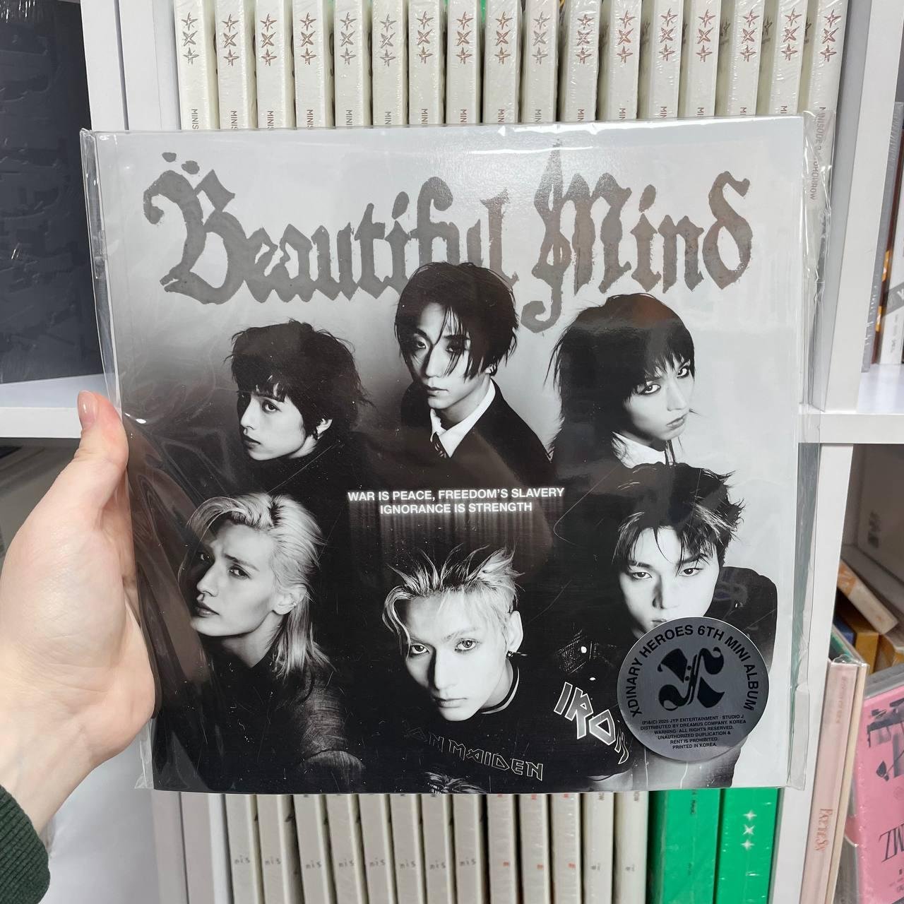 Xdinary Heroes - Beautiful Mind (Photobook Ver. Raw)
