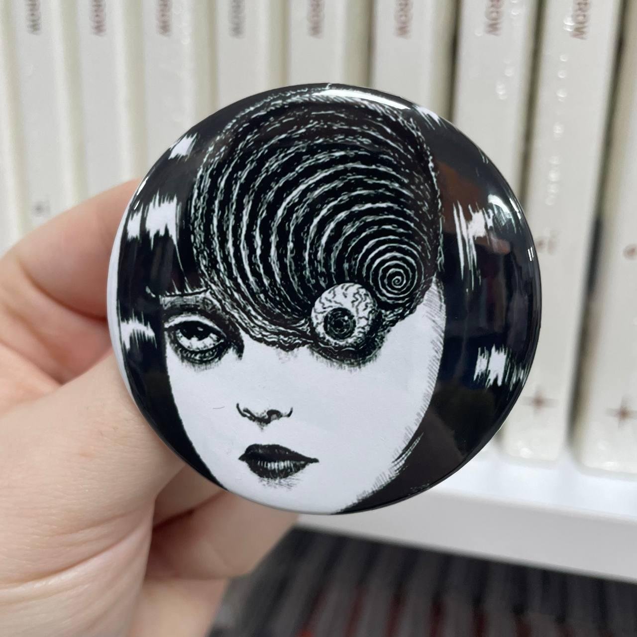 Значок Junji Ito Collection