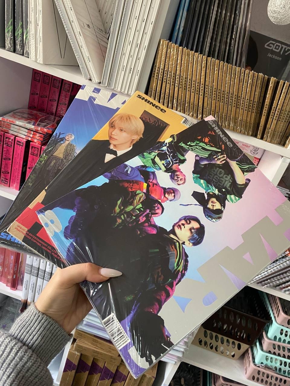 SHINEE – HARD