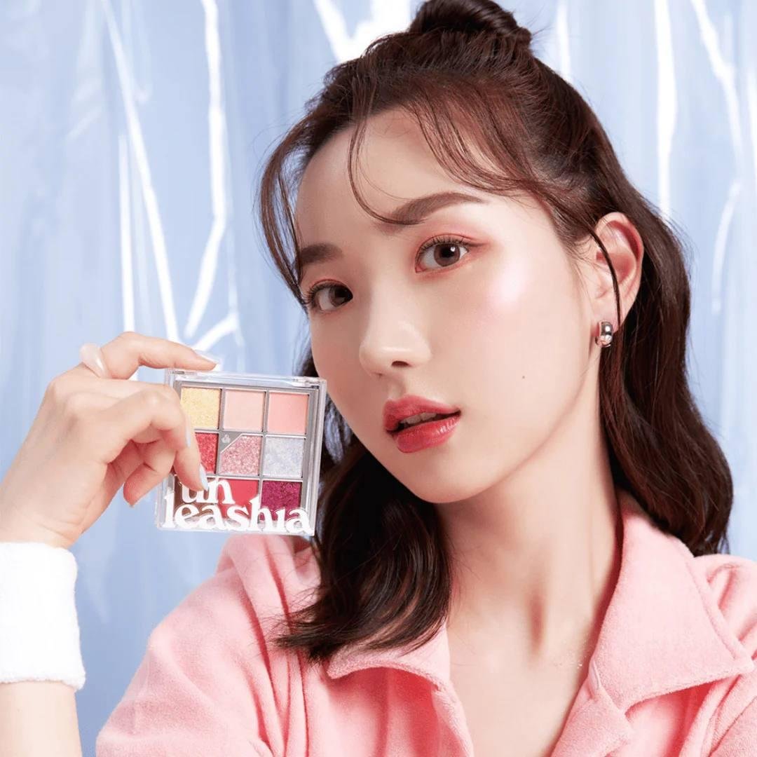 Unleashia glitterpedia 7 all of peach ade