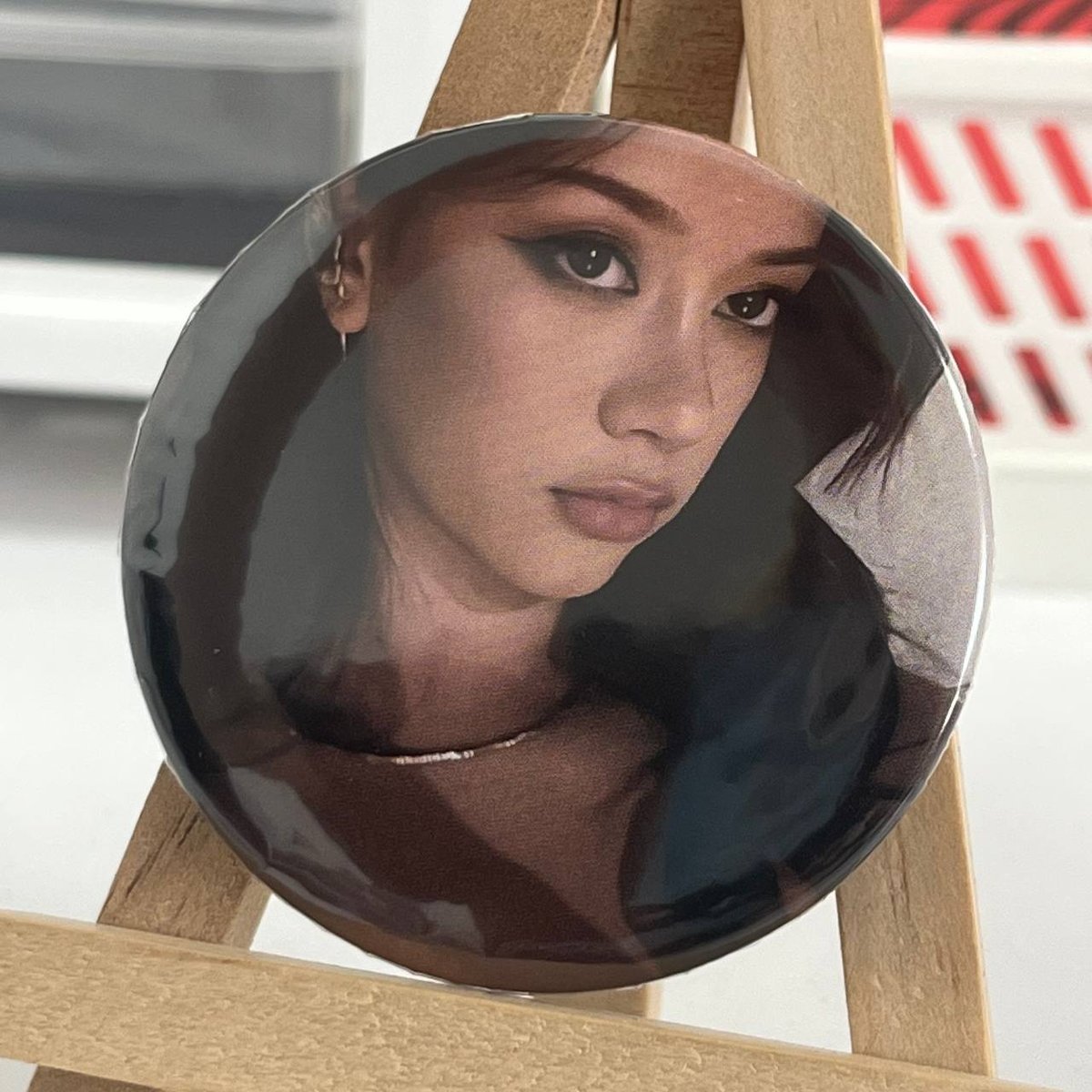 Значок  KATSEYE