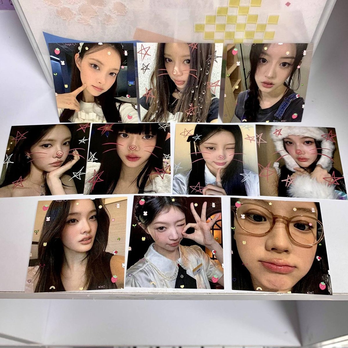 Набір з 10 наліпок Illit