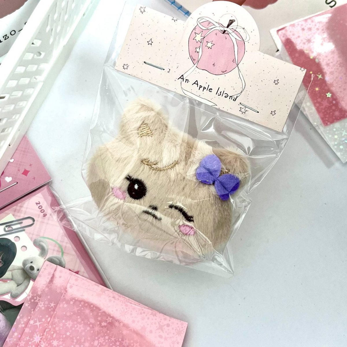 Пухнастий значок BLACKPINK