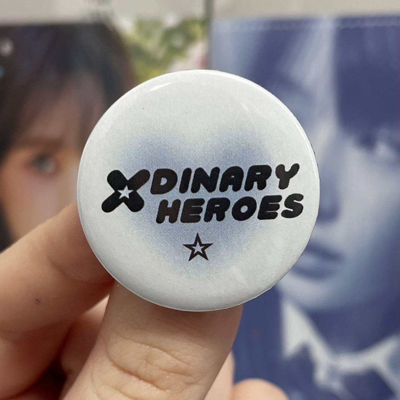 Міні значок Xdinary Heroes