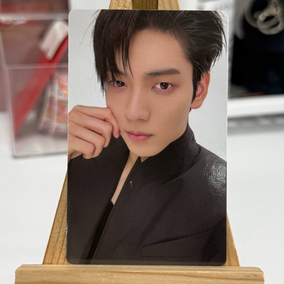 Офіційна картка TXT weverse shop