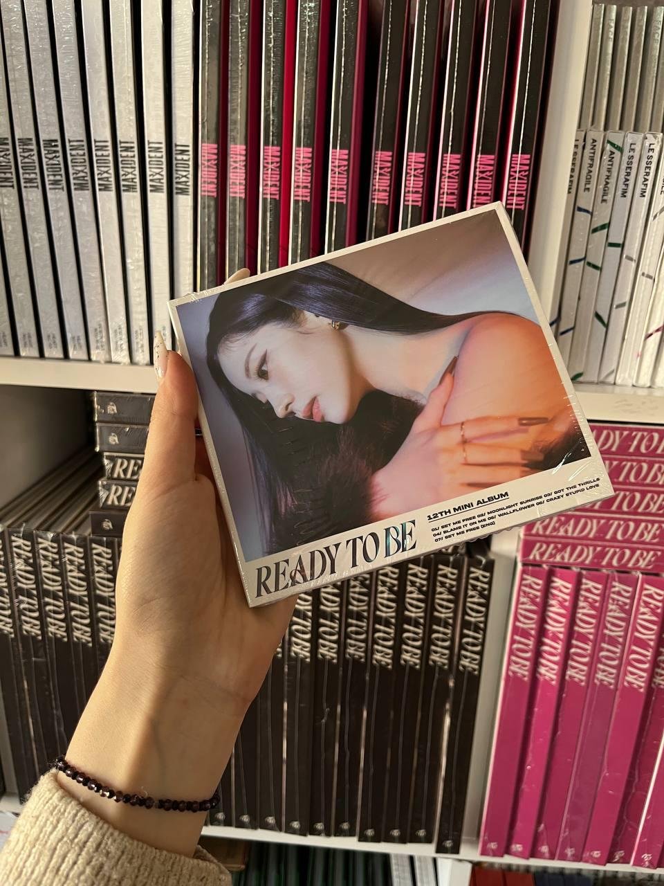 TWICE - READY TO BE 12th Mini Album (Digipack Ver.)