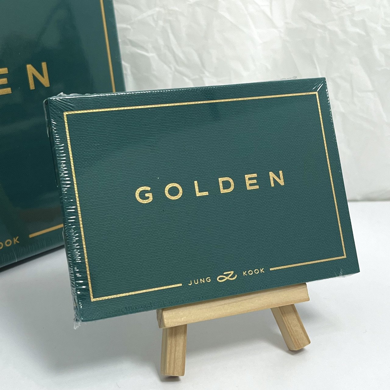 Jung Kook (BTS) - GOLDEN (Weverse Albums Ver.)