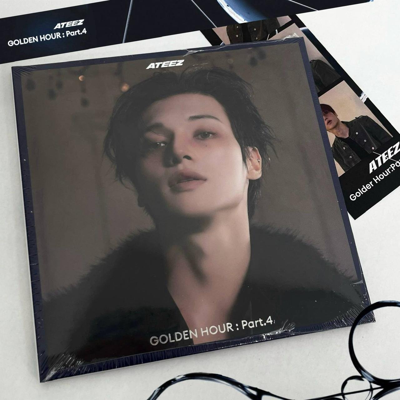 ATEEZ - GOLDEN HOUR : Part.4 (Digipack ver. Wooyoung)