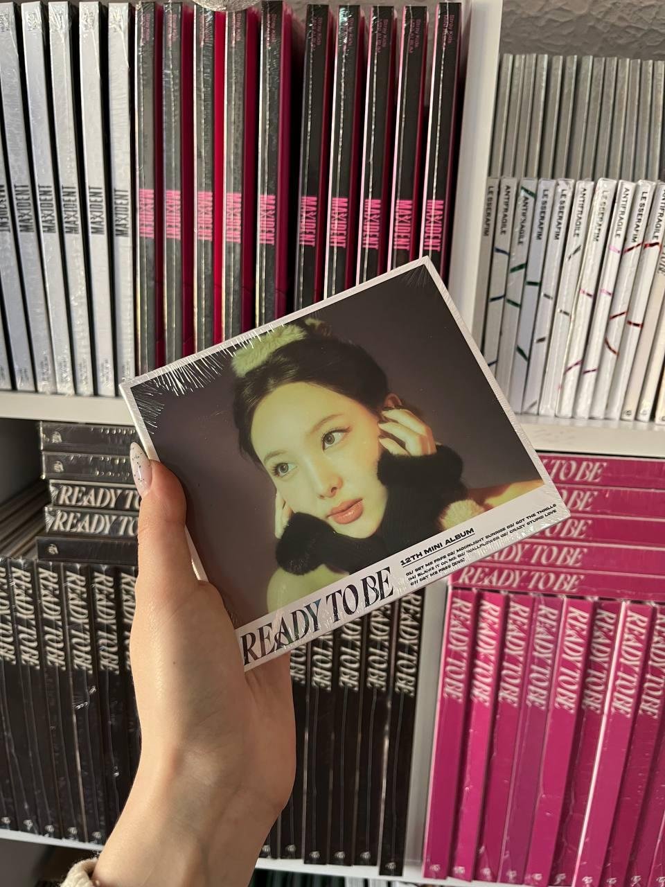TWICE - READY TO BE 12th Mini Album (Digipack Ver.)
