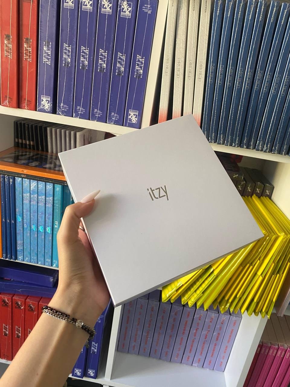 ITZY – OFFICIAL LIGHT RING