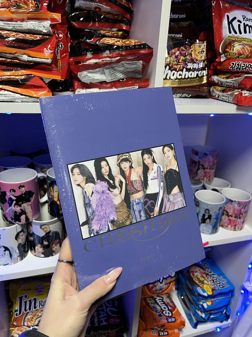 ITZY - CHESHIRE (Limited Edition)