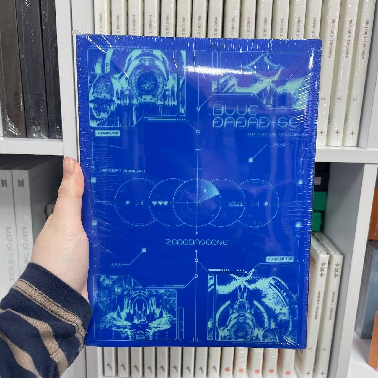ZB1 - BLUE PARADISE (PHOTOBOOK VER. SEEK)
