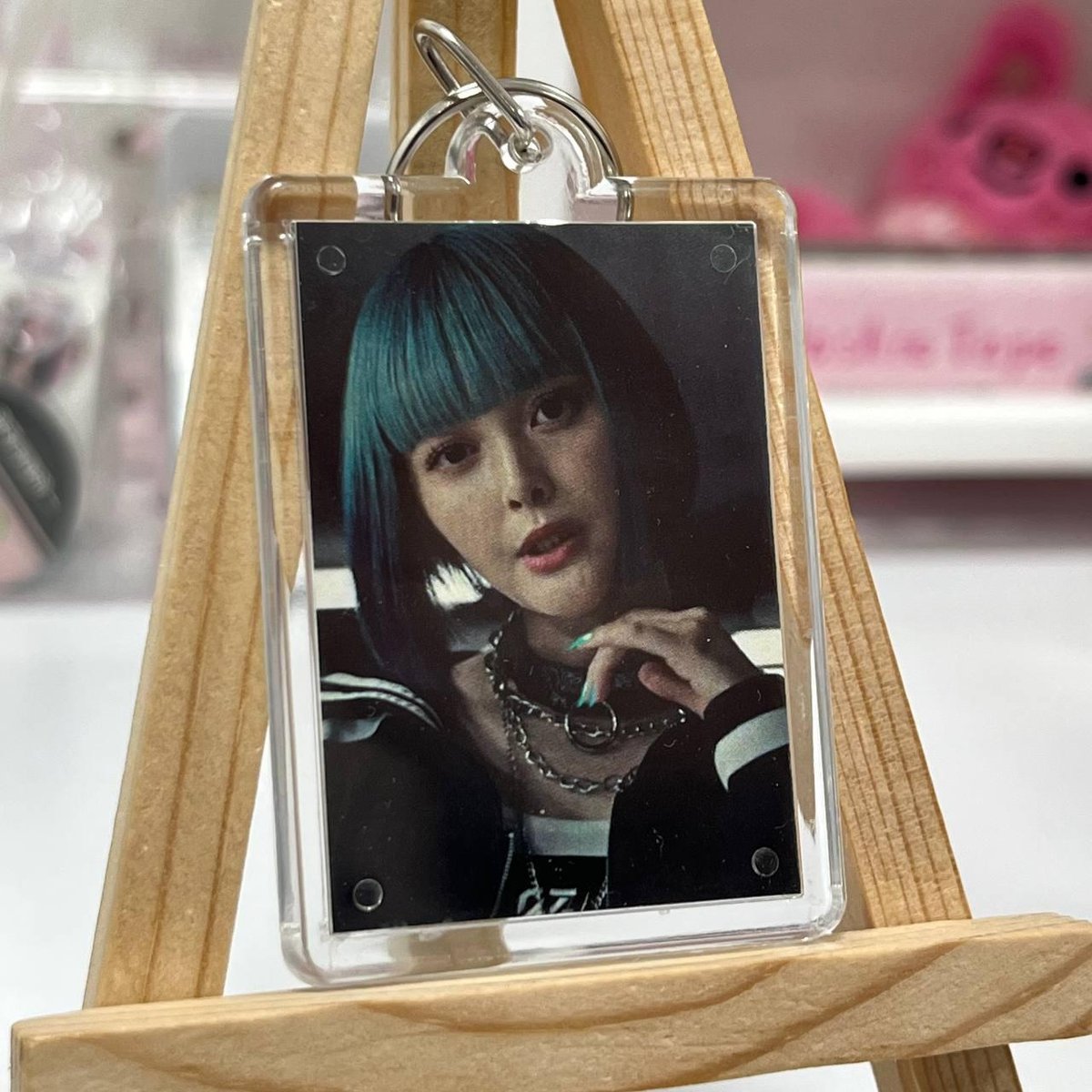 Брелочок Аліса в прикордонні / Alice in Borderland