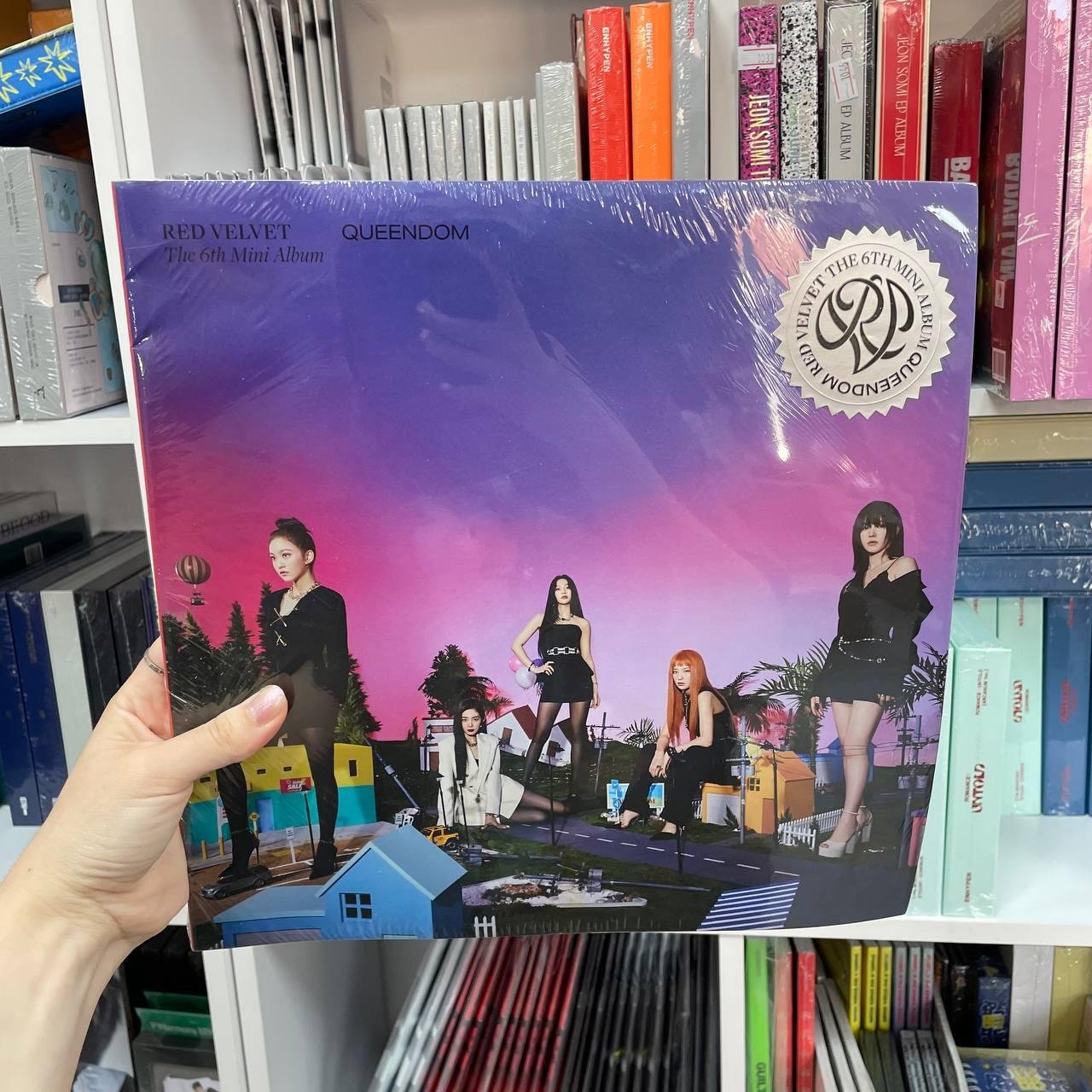 Red Velvet - Queendom - The 6th Mini Album (Queens Ver. A)