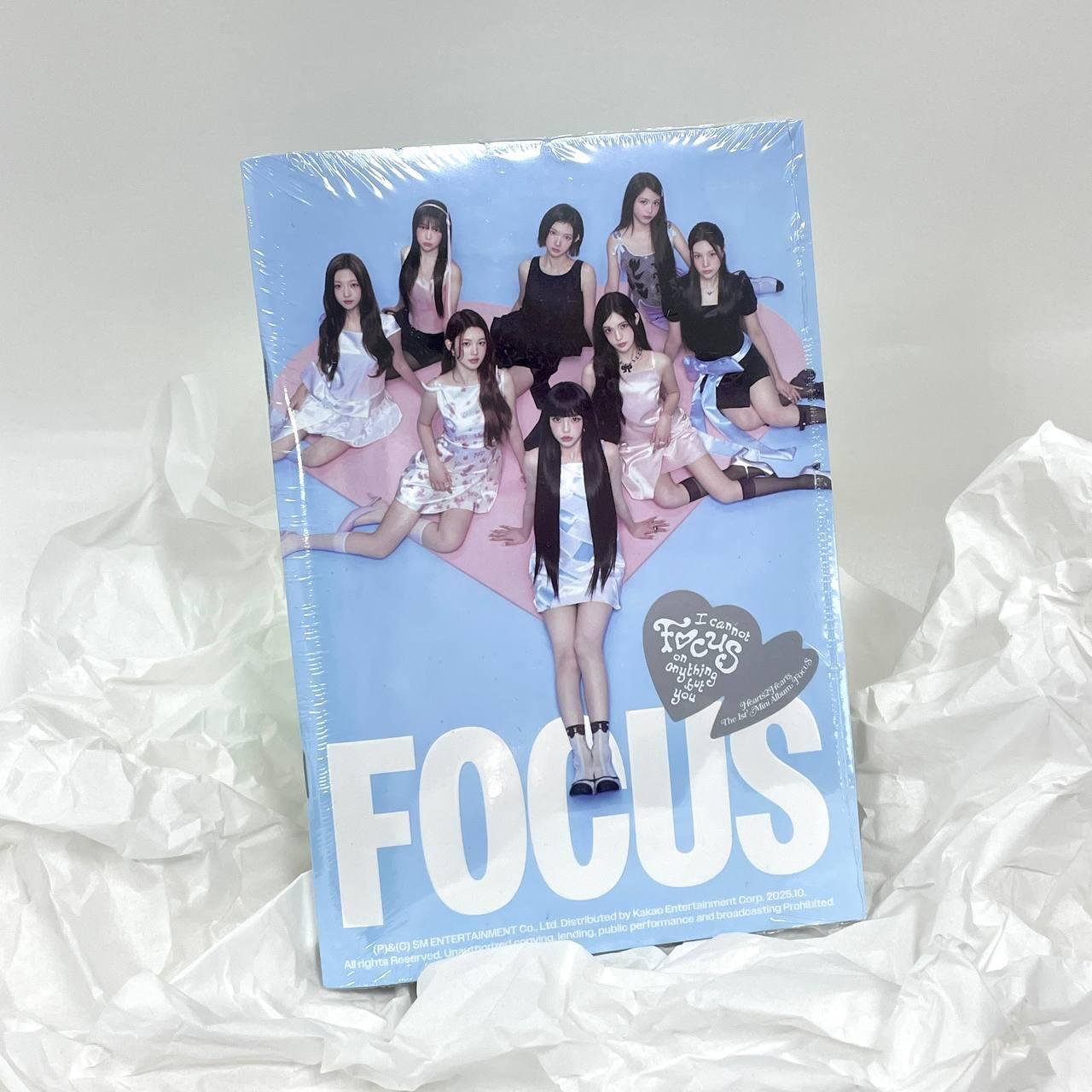 Hearts2Hearts - FOCUS ( Photobook ver C)