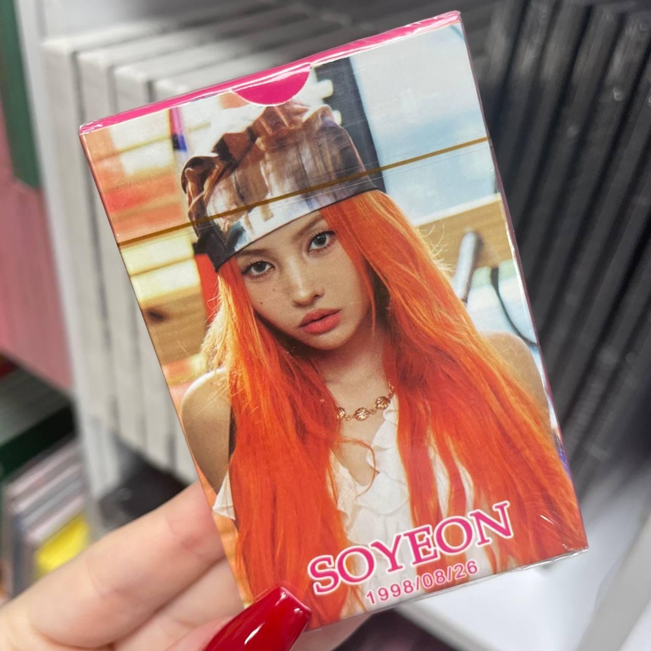 Набір ломо карток (G)I-dle SOYEON 50-55шт. в упаковці