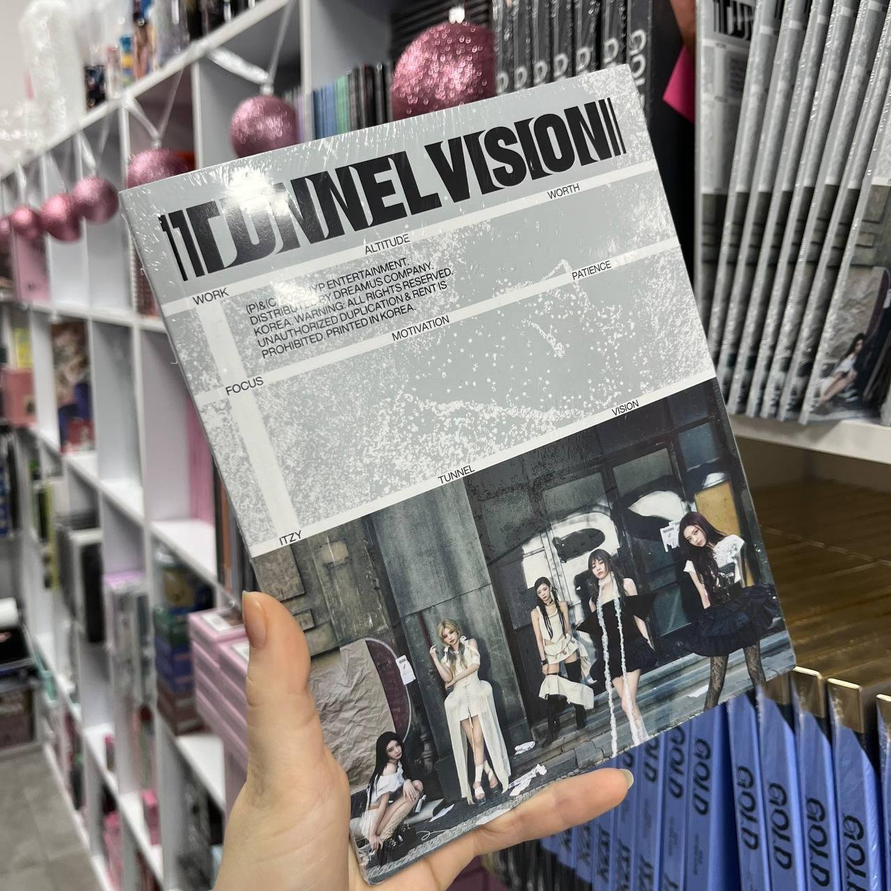 ITZY - TUNNEL VISION ( Special  ver. А )