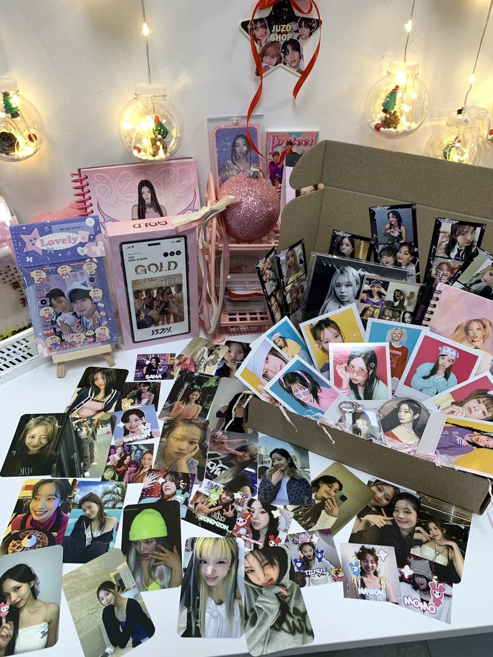 Подарунковий Бокс із TWICE на 350!