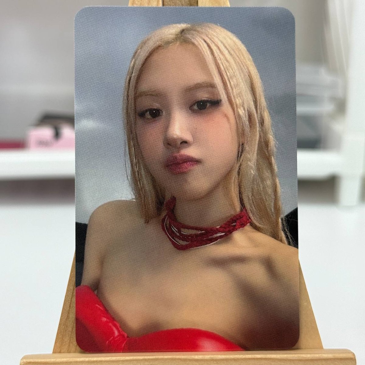 Офіційна картка BLACKPINK NY MUSIC