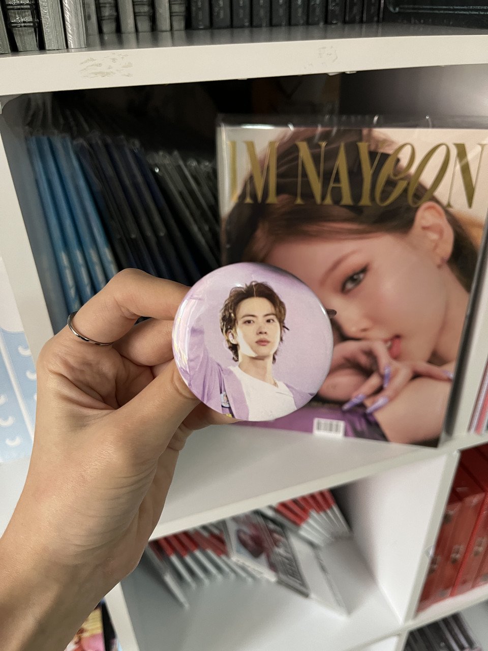Значок  BTS