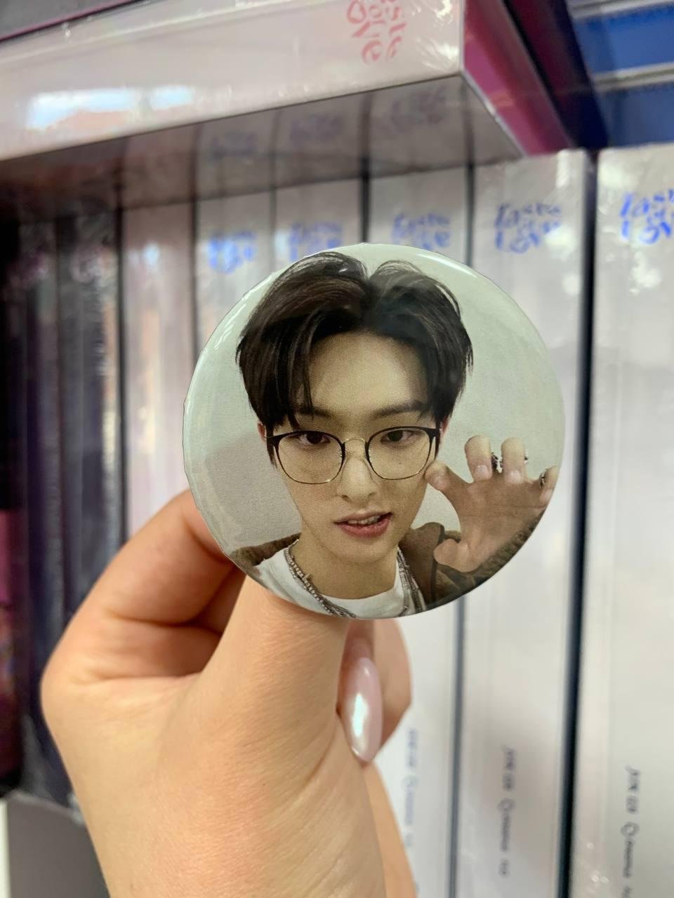 Значок  Ateez