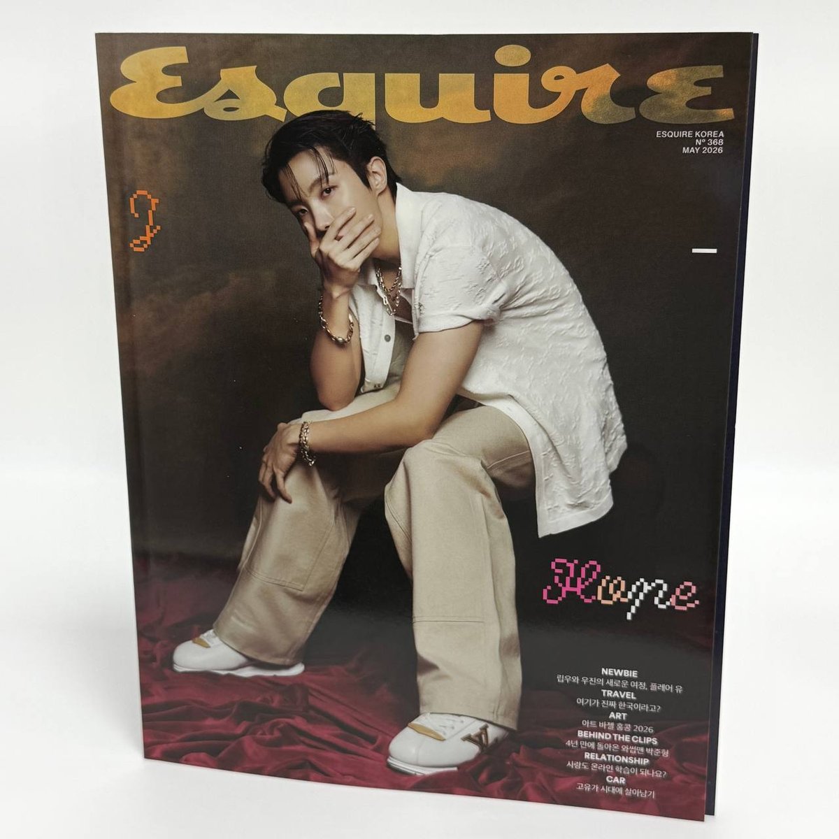 ЖУРНАЛ Esqurie - 2026.05 (Cover. BTS J-HOPE)