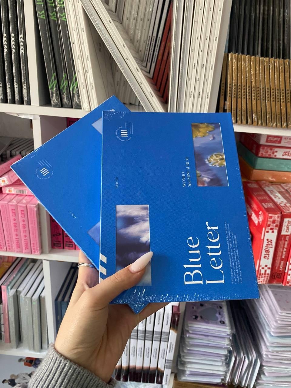 WONHO – BLUE LETTER ver. Random