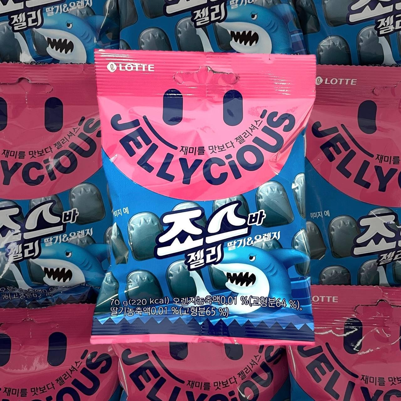 Цукерки жилейні Jellycious TM “Lotte” 70г.