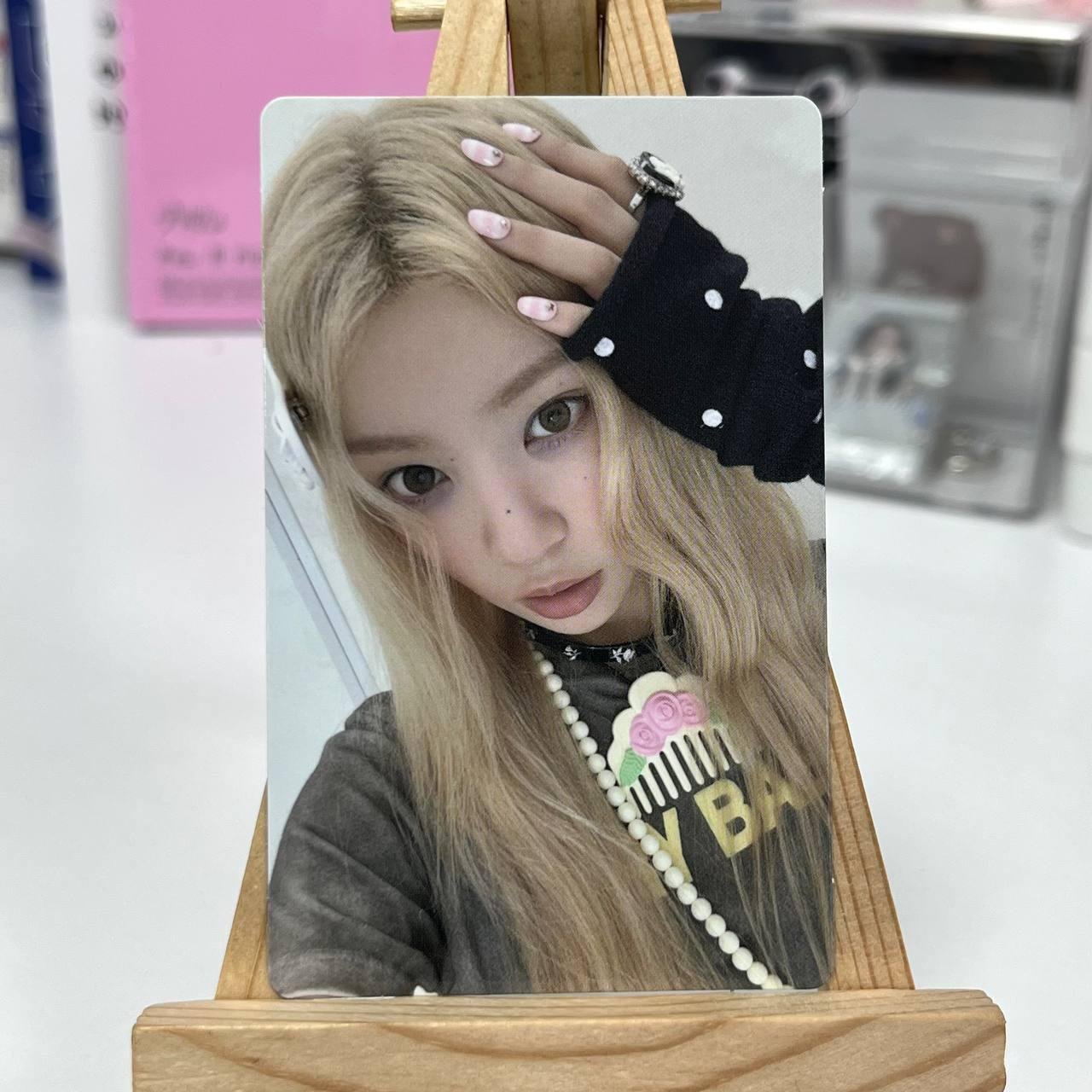 Офіційна картка ILLIT Weverse shop POB (можливі дефекти)