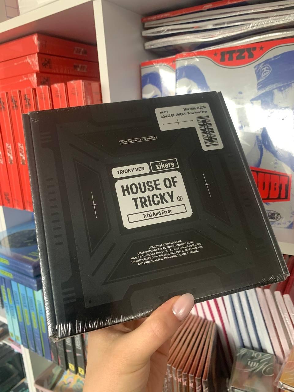 XIKERS – HOUSE OF TRICKY : TRIAL AND ERROR ver. HIKER