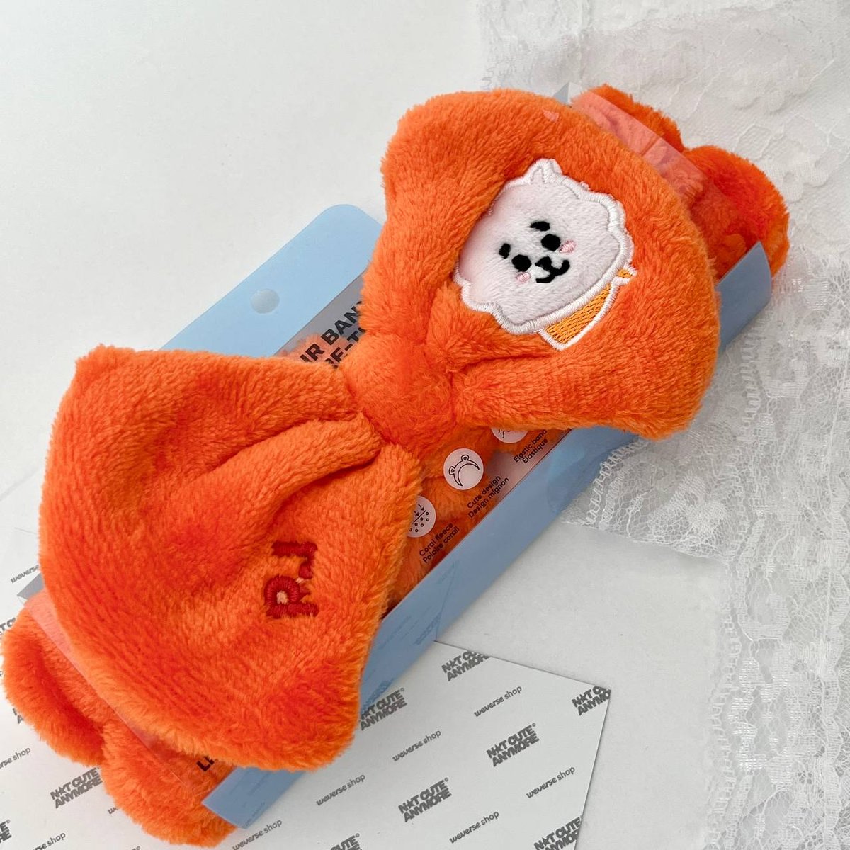 Пухнаста повʼязка BT21 (BTS)