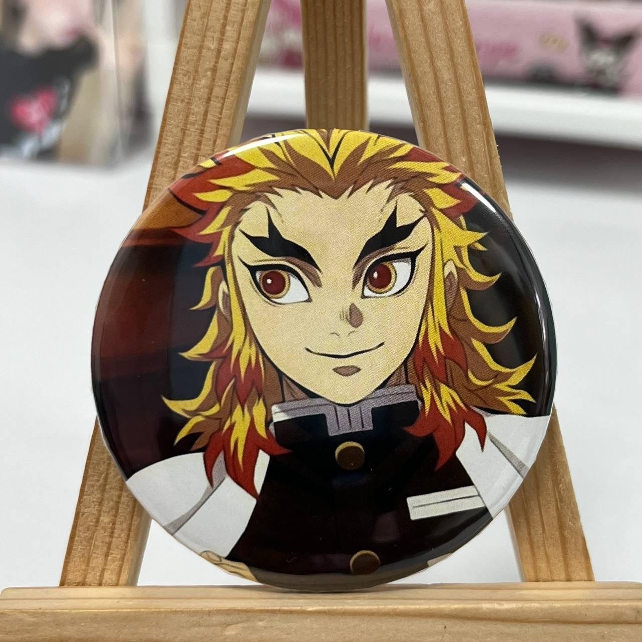 Значок Клинок, який знищує демонів / Demon Slayer