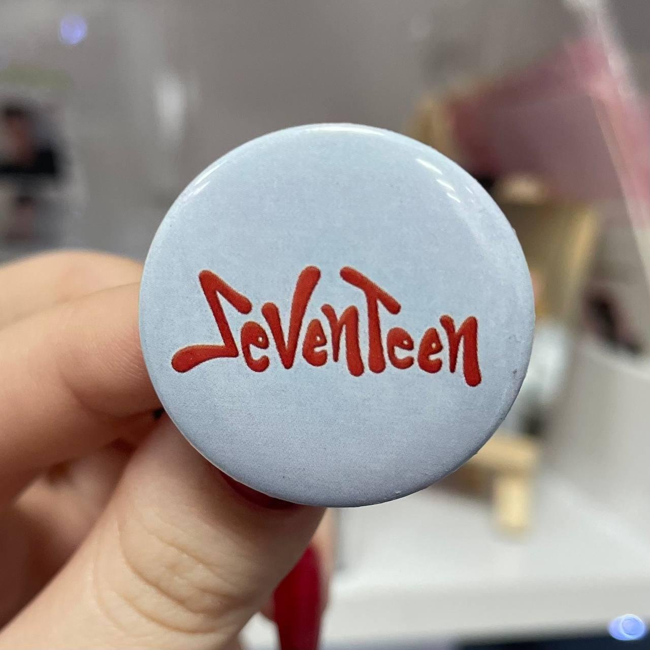 Міні значок Seventeen