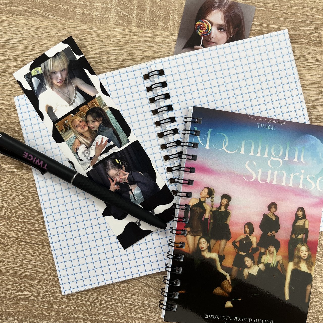 Блокнот Twice