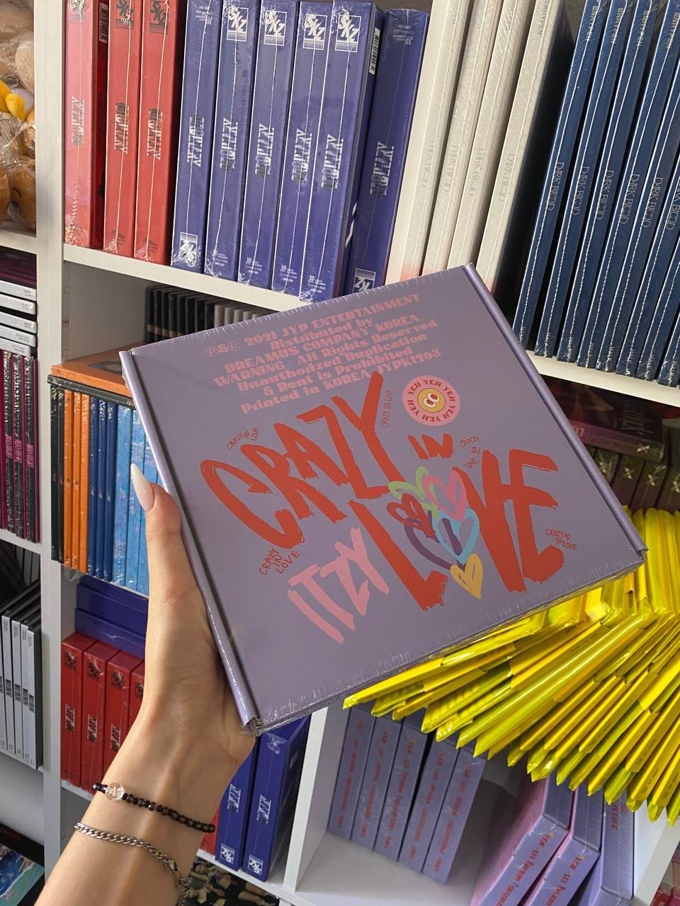 ITZY - CRAZY IN LOVE (Yeji Ver.)