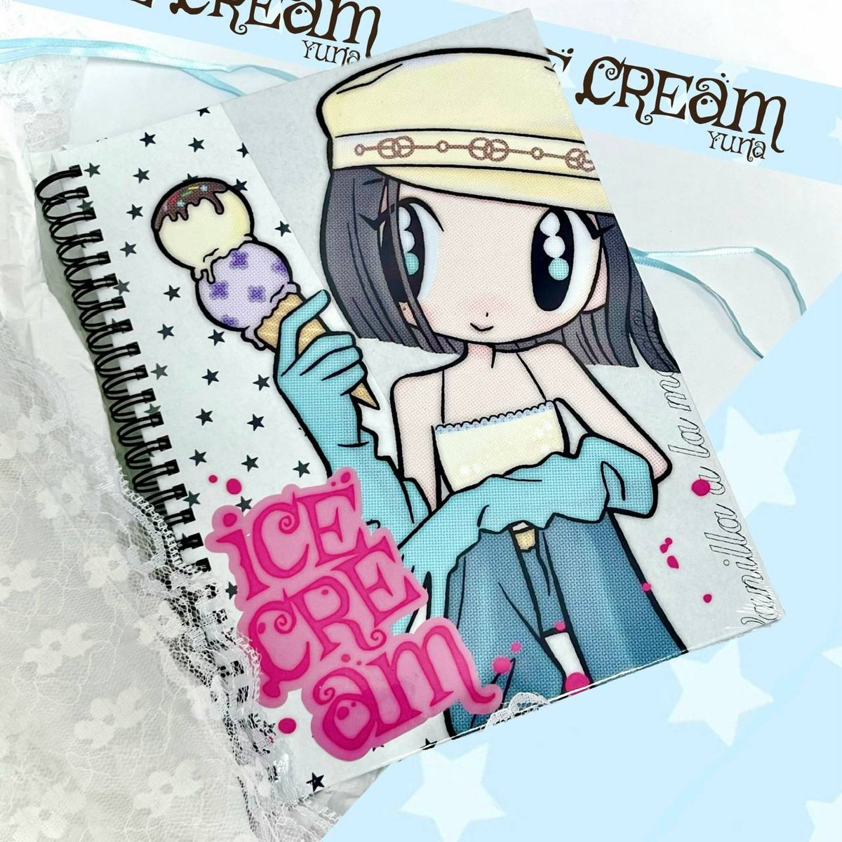 YUNA (ITZY) - ICE CREAM (Photobook,B ver.)