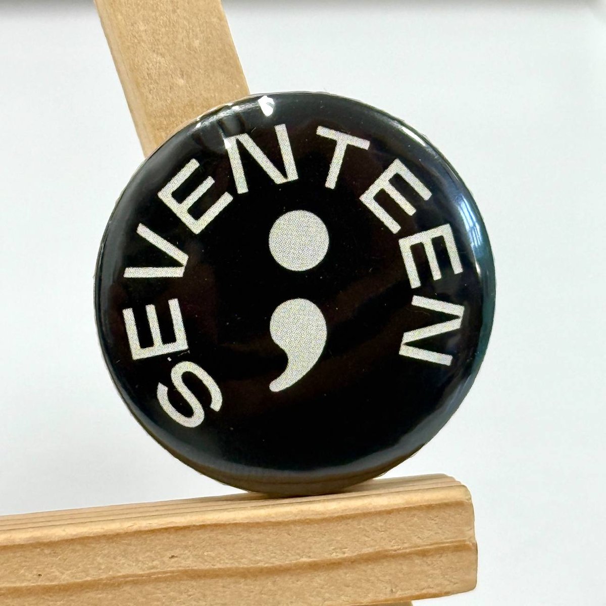 Міні значок Seventeen