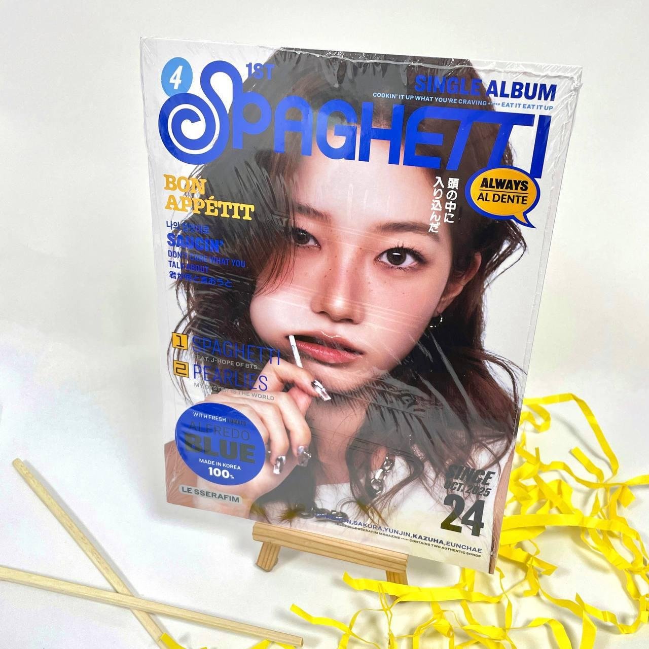 LE SSERAFIM - SPAGHETTI ( Compact ver  ALFREDO BLUE)