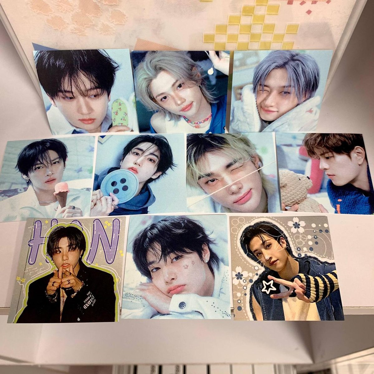 Набір з 10 наліпок Stray Kids