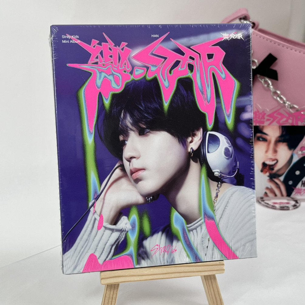 Stray Kids - ROCK-STAR (Postcard Ver. HAN)