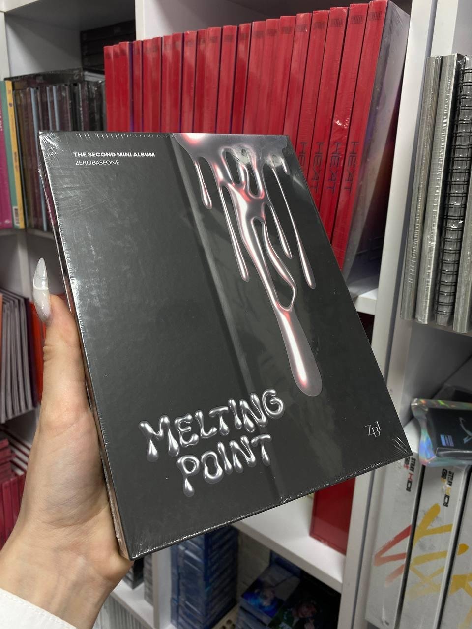ZEROBASEONE – MELTING POINT loyalty ver